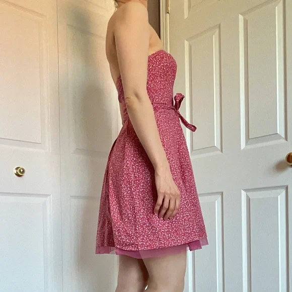 American Eagle Pink Ditsy Flowers Strapless Dress - Picture 2 of 13